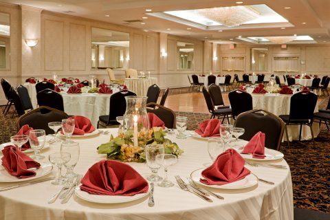 Hotel Clarion Hotel&conference Center 3*